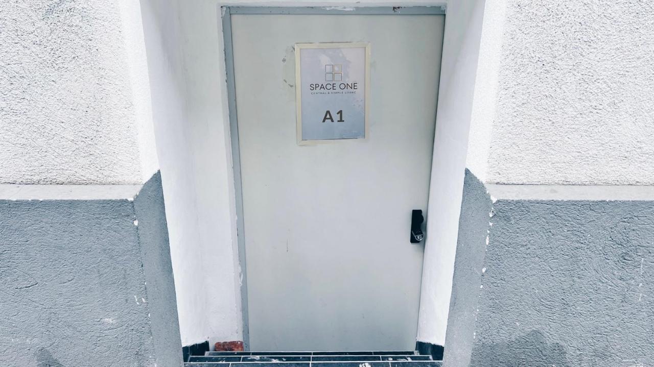 Space One Vienna - Apartment 1 Экстерьер фото